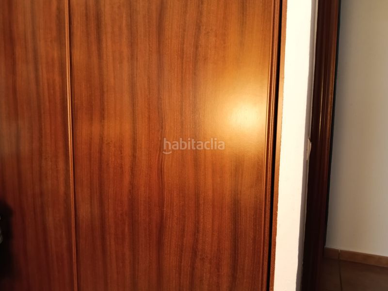 Foto c8b5a6b2-2c09-4286-aee9-e09d0fa72cd1. Casa adossada amb aparcament a Tarifa ciudad Tarifa