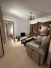 Flat  Plaza del capitan menendez arango. Piso en casco histórico