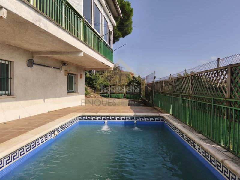 Foto 3b493d2b-a47a-42b4-be64-41d40ce0e78b. Casa  , piscina, garaje, barbacoa, buhardilla, terraza cubierta en Sant Pere de Vilamajor