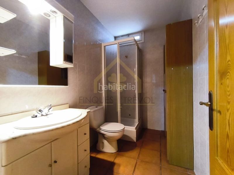 Foto 60c07697-1933-48d7-bef1-48ee862d0ade. Casa amb aparcament a Cànoves i Samalús