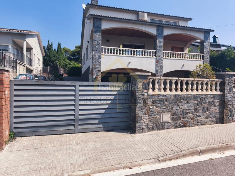 Foto 7642715b-8fa9-4ec3-9f35-f2fb68379014. Casa amb aparcament a Cànoves i Samalús