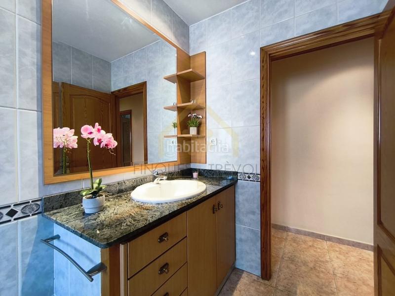 Foto 88ad9604-2fa3-494c-a4bc-a34c0d208e0b. Casa amb aparcament a Cànoves i Samalús