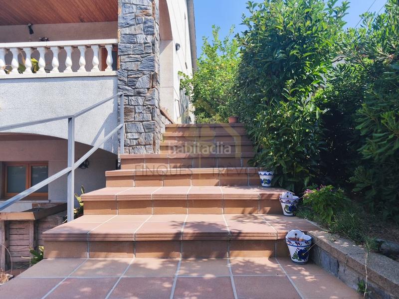 Foto cd55ad0b-08eb-46ca-8df3-a223e99f2f93. Casa amb aparcament a Cànoves i Samalús