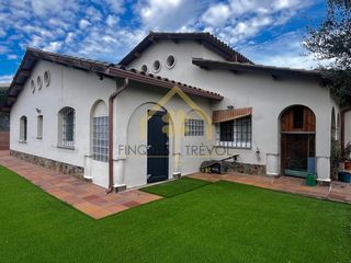 Xalet a Can Viol� - Can Poi del Bosc. Magn�fico chalet en la garriga