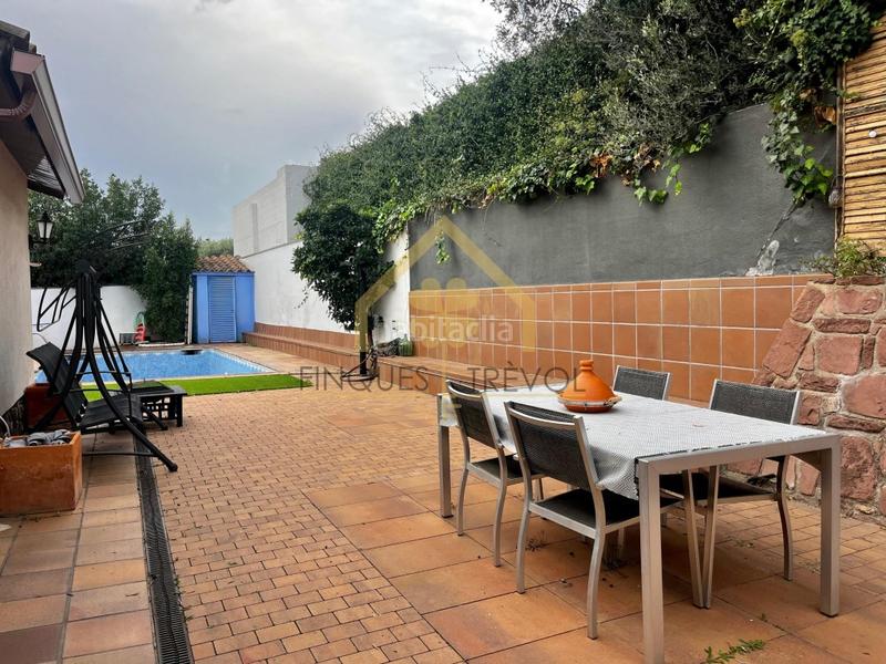 Foto 40cffb5d-b67d-43dd-91e2-3d9bffdc0920. Xalet amb aparcament a Can Violí - Can Poi del Bosc Garriga (La)