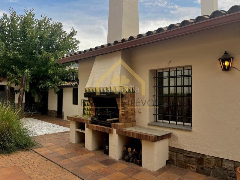 Foto 50b2bddd-4796-4b16-9ae0-89e508a4881b. Xalet amb aparcament a Can Violí - Can Poi del Bosc Garriga (La)