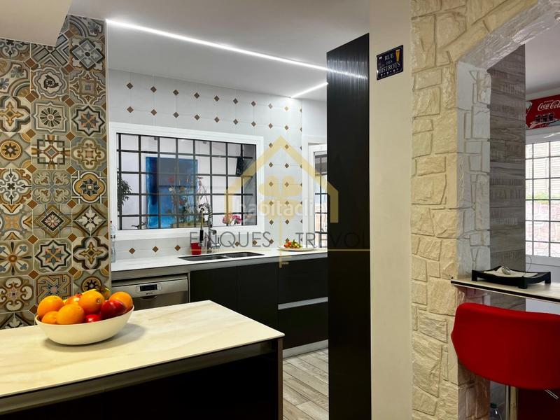 Foto f2ea3d39-f380-4723-b10e-90ea35de6c8e. Xalet amb aparcament a Can Violí - Can Poi del Bosc Garriga (La)