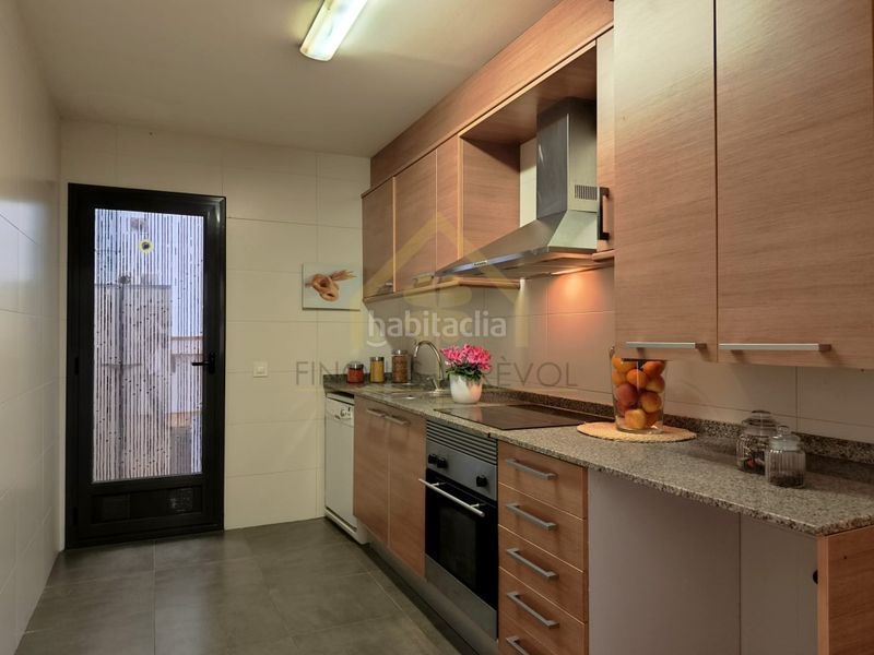 Foto fb89ce2a-89dd-4d4a-9d4a-4aefc2b337f3. Planta baixa amb aparcament a Sant Antoni de Vilamajor