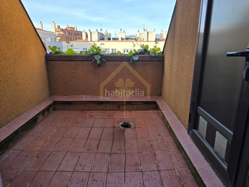 Foto 14664ab4-28c1-4454-82ac-b0788d0d560d. Àtic amb calefacció aparcament a Joan Prim Granollers