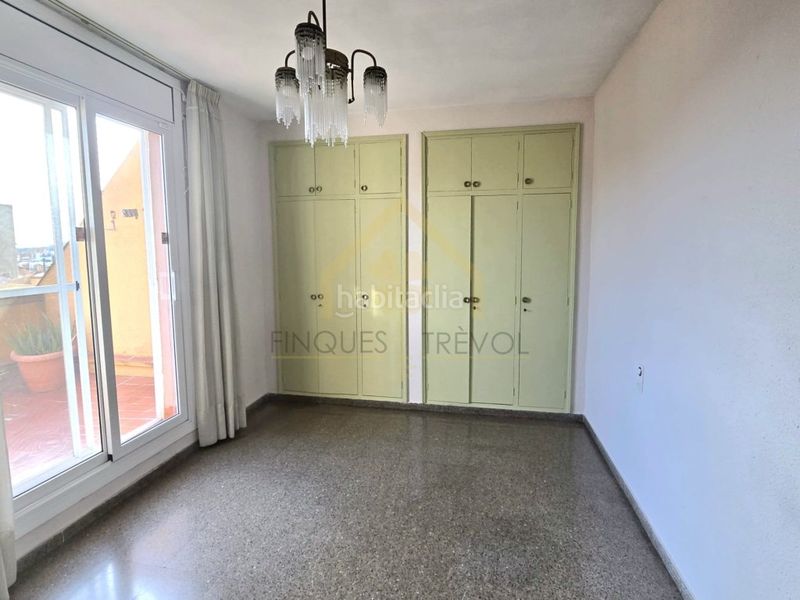 Foto 38630d60-c4a6-4055-86e8-2e3b06dfb7bf. Àtic amb calefacció aparcament a Joan Prim Granollers