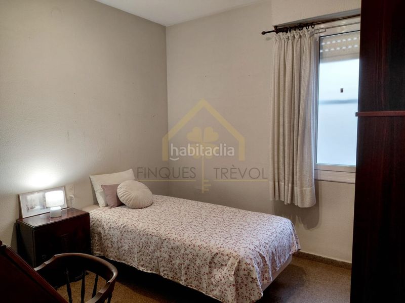 Foto 86831167-5b0b-4421-826f-04239f1cf103. Àtic amb calefacció aparcament a Joan Prim Granollers