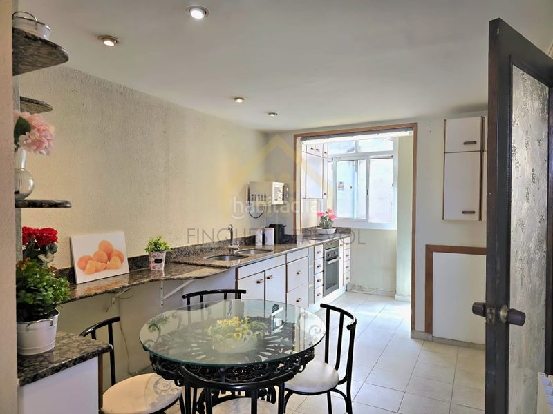 Foto a2f3f2d6-d64c-4dec-9e3c-656a0d5e70df. Àtic amb calefacció aparcament a Joan Prim Granollers