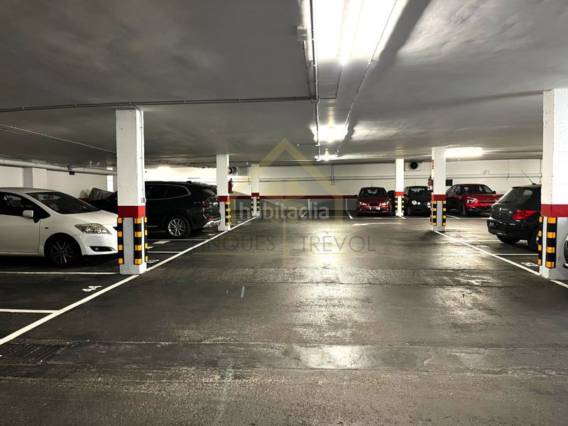 Foto bf4b950e-6d11-4330-a56e-a296f7209c68. Àtic amb calefacció aparcament a Joan Prim Granollers