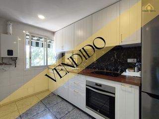 Pis  Calle arcadi viñas. Precioso piso con ascensor y plaza de parking incluido en el pre