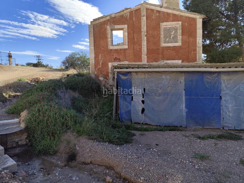 Foto 5c14bcce-7d8d-4dee-ba62-d39ee578f21e. Maison dans Totana