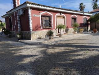 Chalet en Totana. Chalet con piscina en venta en totana