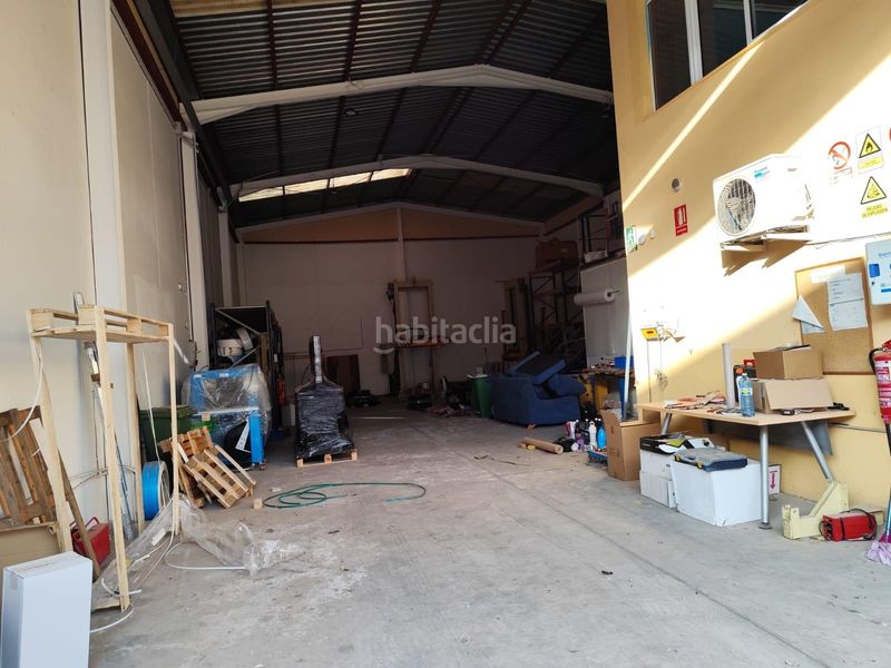 Foto 72c40dbe-3be5-4785-b05b-cd72d425b553. Nau industrial a Totana