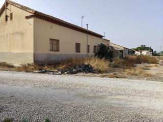 Mas en Campillo. Casa con terreno  campillo, lorca