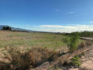 Propriété à Totana. Parcela en venta en totana