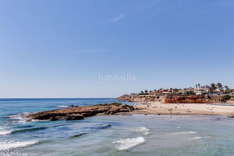 Foto bfe29a05-be41-4932-a525-0759174dee4a. Chalet en La Zenia Orihuela