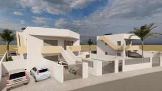 Semi detached house in El Alamillo