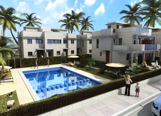 Semi detached house in El Alamillo
