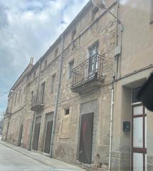 Casa adossada  De maria gimferrer. Casa para rehabilitar!!