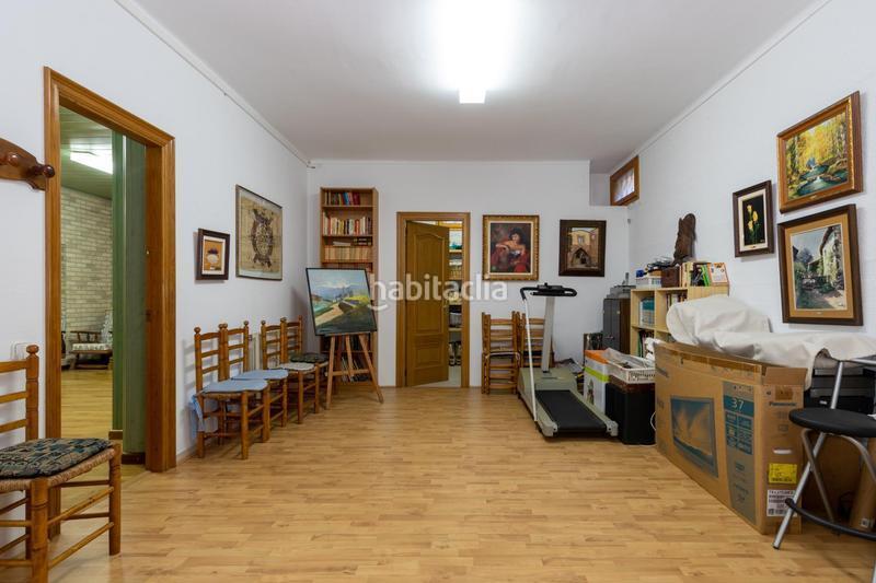 Foto bcf080ae-1ddf-42c5-882d-2bd19fadbfa2. Chalet mit heizung parking in Súria