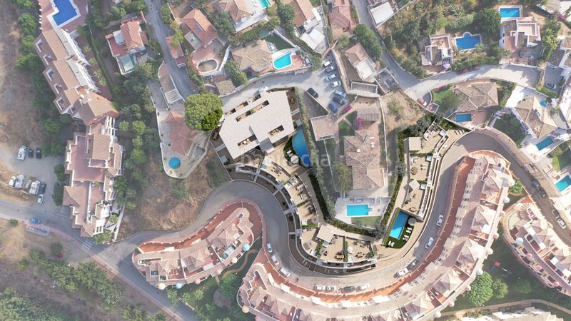 Foto 20e9f1ae-63af-4172-b729-747d09960bca. Àtic 153m<sup>2</sup> amb aparcament piscina a Torreblanca del Sol Fuengirola