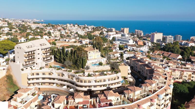 Foto 55035625-eef8-4ee7-895f-859cbcffbccc. Rez-de-chaussée 165m<sup>2</sup> avec parking piscine dans Torreblanca del Sol Fuengirola