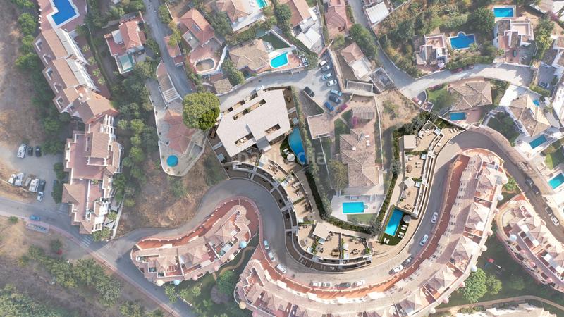 Foto 20e9f1ae-63af-4172-b729-747d09960bca. Piano terra 170m<sup>2</sup> con parcheggio piscina in Torreblanca del Sol Fuengirola