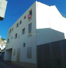Parking coche en Castalla