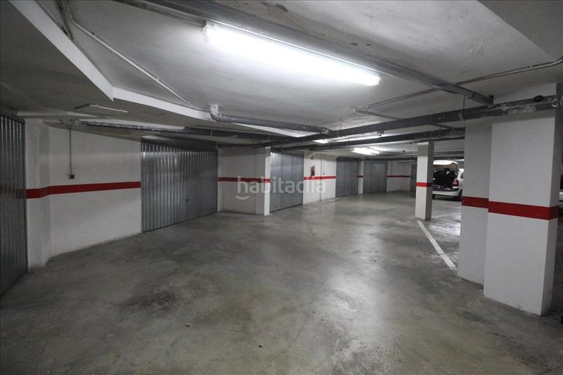 Foto 660cb302-f2ac-42ba-80df-f517cc0d4e1e. Aparcament cotxe a Centre-Zona Alta Alcoi