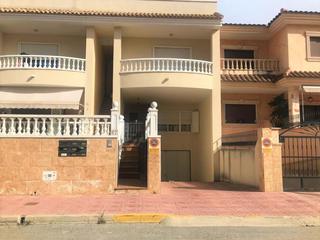 Aparcament cotxe a Rojales