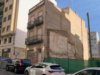 Casa en Plaza Crevillente - Antiguos Juzgados - El Asilo