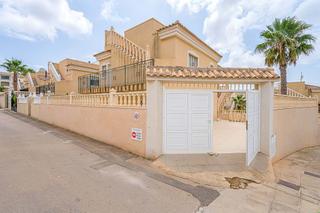 Casa in Villamartín-Las Filipinas