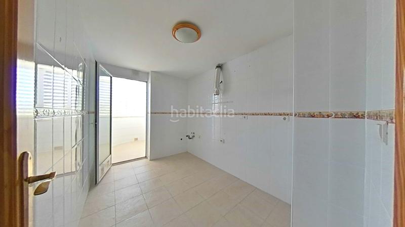 Foto d0cd6932-7e0a-4322-90c7-8bf3a185c128. Pis a Playa Poniente Benidorm