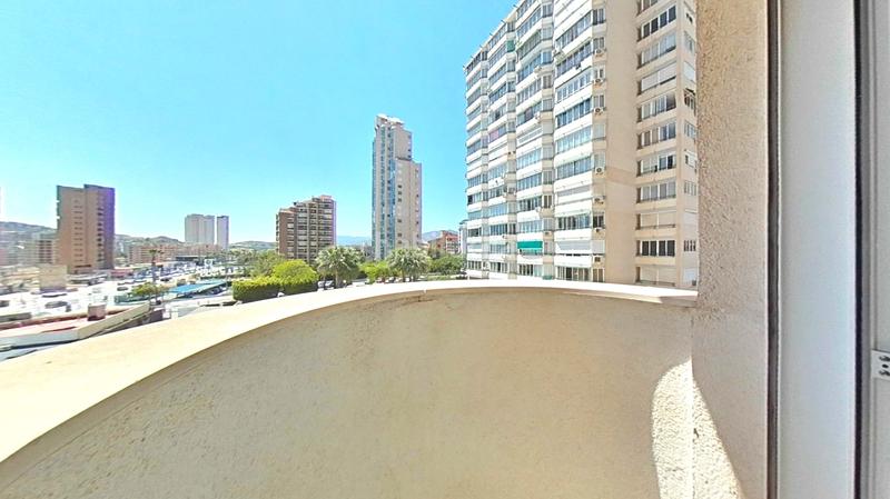 Foto bd529f9e-19a7-47ff-9017-22086d11668b. Piso en Playa Poniente Benidorm