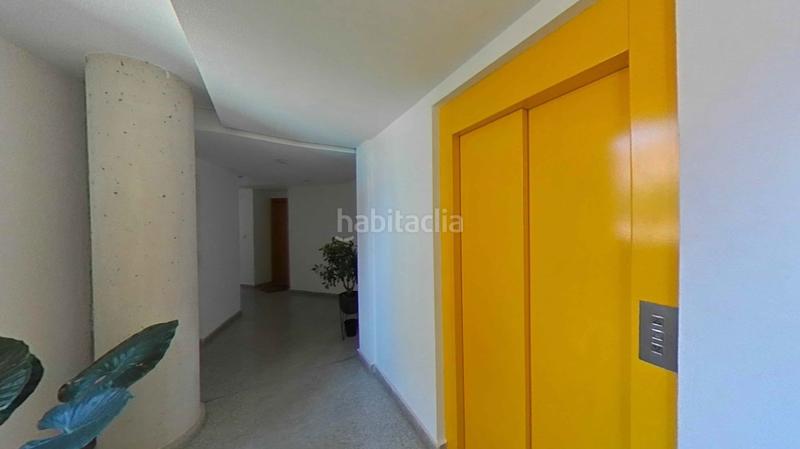 Foto c7d5ae1f-04f6-450c-b62d-e651fb47ff28. Piso en Playa Poniente Benidorm
