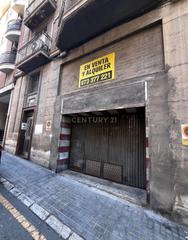 Locale commerciale in Planes