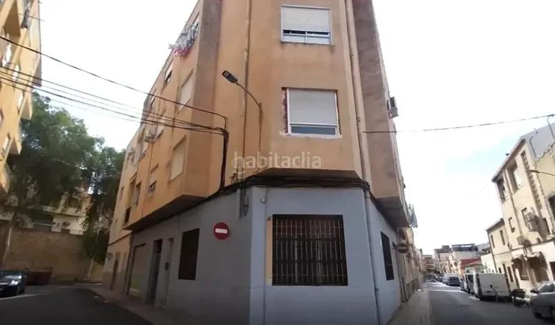Foto cc4c172f-6b00-473f-ab3c-ccb7b6c8ff68. Piso en Centro Elda