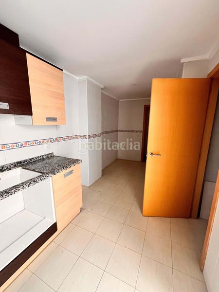 Foto beb19df2-7ff9-42ae-b03d-cdcd5f516ce4. Piso en Plaza de Toros-Avenida Chapí-Trinquete Elda