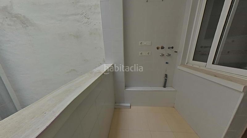 Foto e9abcdd9-82d9-409e-8b5b-f3deb25ab3ef. Piso en Plaza de Toros-Avenida Chapí-Trinquete Elda