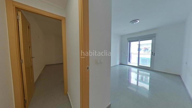 Foto f614825b-8509-4a81-8b9d-d2e510f8d243. Piso en Plaza de Toros-Avenida Chapí-Trinquete Elda