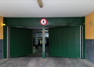 Aparcament cotxe a Las Fuentes-Los Cipreses