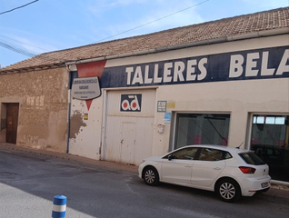 Fabrikhalle in Carrer del roure, 16, monòver, spain