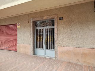 Apartment in Passeig del comtat. Piso ocupado en cocentaina, 119 m útiles, 4 dormitorios, activo