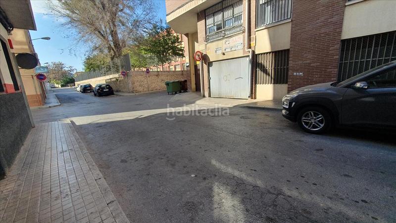 Foto 9372df3f-85ee-470d-9061-9c019b3a3f95. Posto auto in mancha de la in Petrer