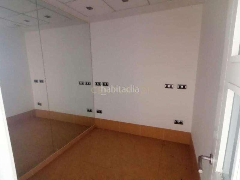 Foto e68cb0dd-7774-40ca-83e0-4a9ca30fd4f8. Locale commerciale in rosa de los vientos in Zona Levante - Playa Fossa Calp