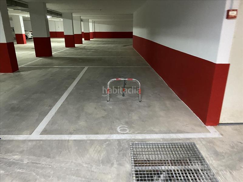 Foto 4c20712f-194e-41ec-a0ef-bc5846ee8313. Parking voiture dans filipinas dans Almoradí